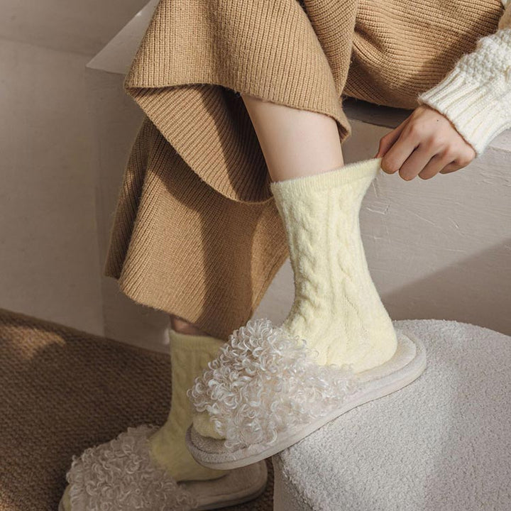 BowLift | CozyTootsie – Superior warmth and comfort for frosty feet