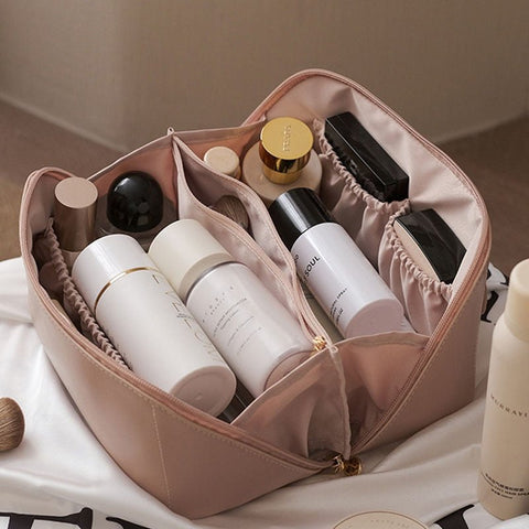 BowLift | Cosmetic bag | Elegant and spacious | Practical storage