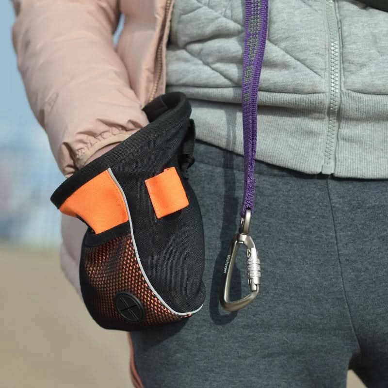 BowLift | Waterproof Snack Bag for Outdoor Adventures with Dogs