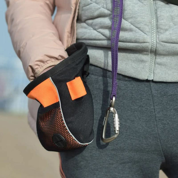 BowLift | Waterproof Snack Bag for Outdoor Adventures with Dogs
