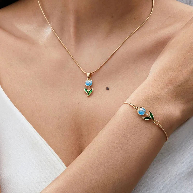 BowLift | Feminine Floral Tulip Bracelet and Necklace Set