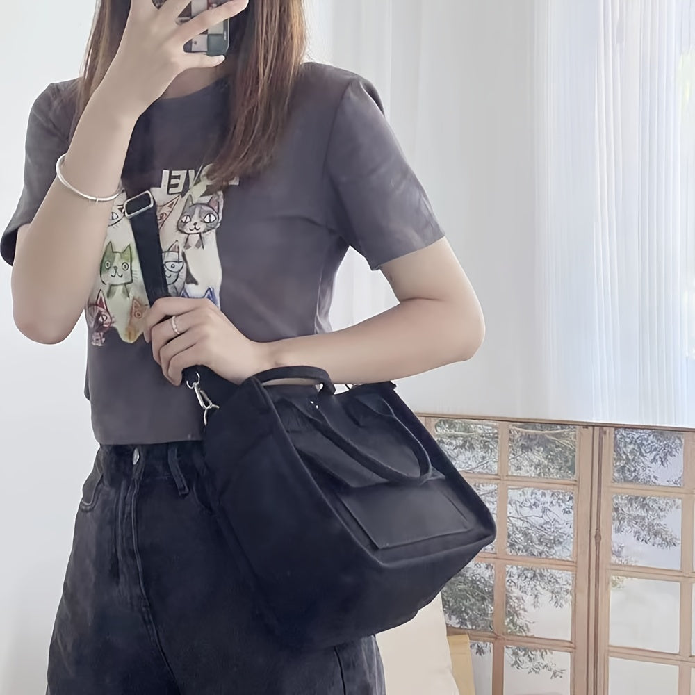 BowLift | UrbanEase Canvas Slingbag – White Shoulder Bag with Magnetic Closure and Adjustable Strap
