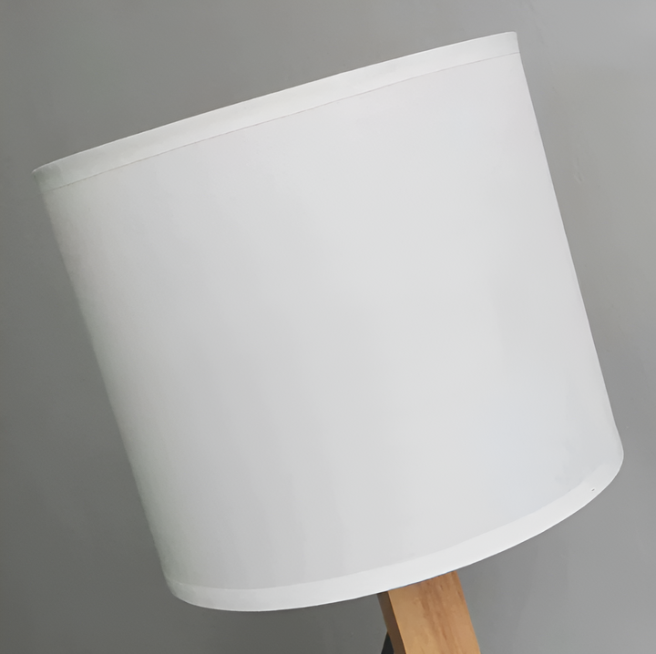 BowLift | Flexible Robot Desk Lamp made of Solid Wood – LumoBot