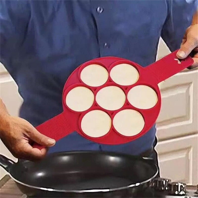 BowLift | FlipMaster – Non-Stick Pancake Pan