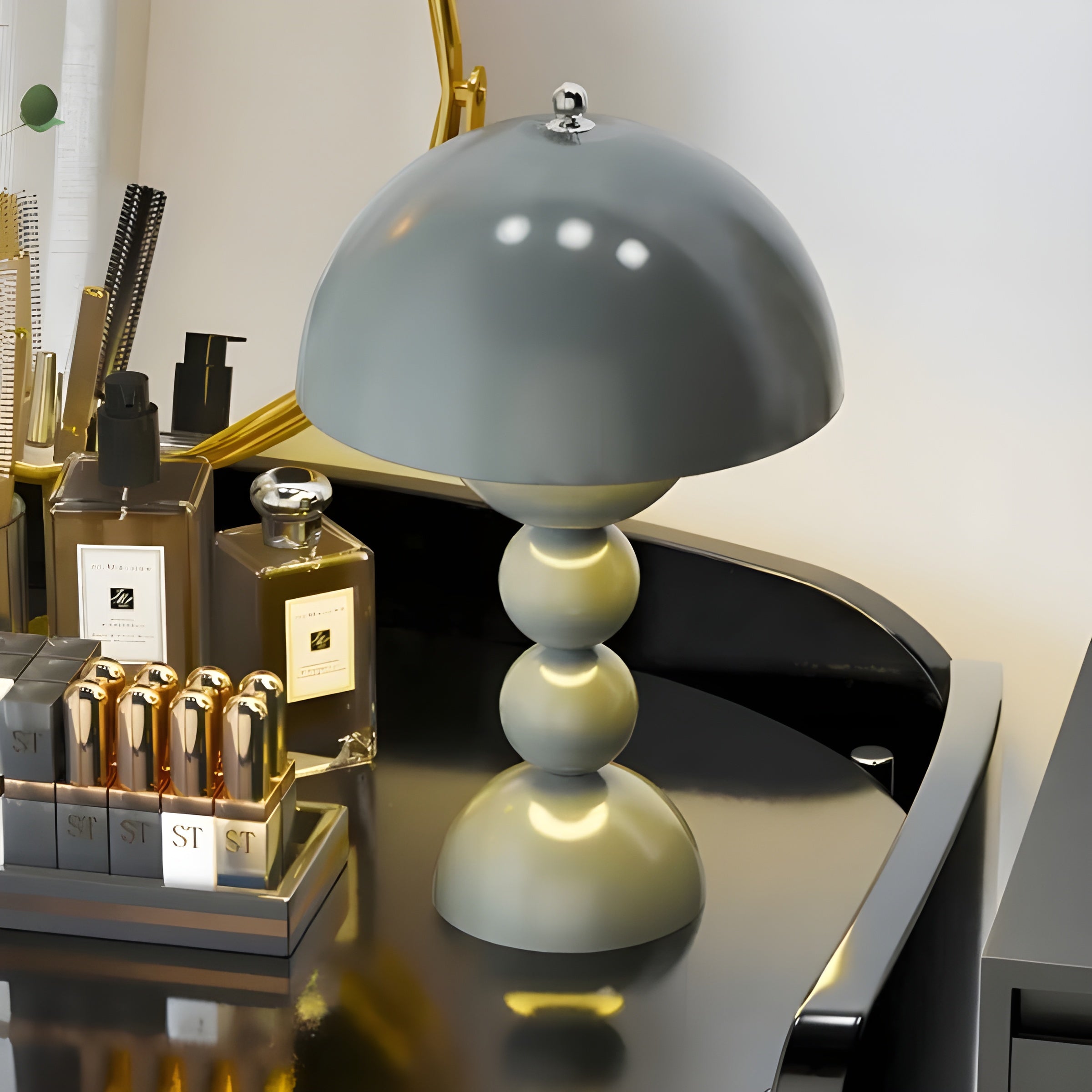 BowLift | FloraGlow Table Lamp - Scandinavian Design