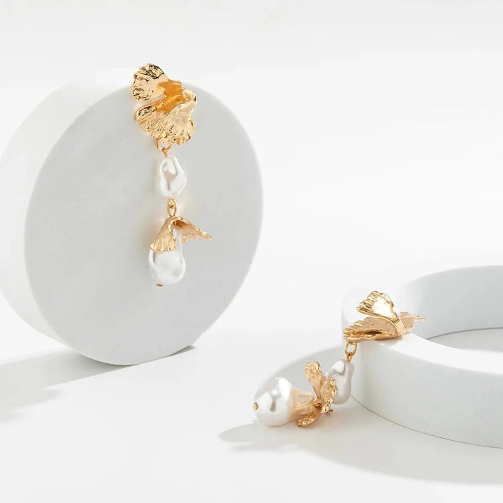 BowLift | Floral Pearl Blooming Earrings