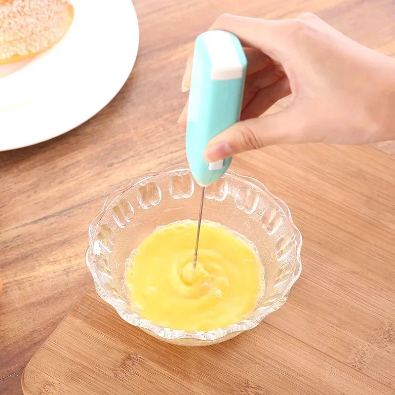 BowLift | FrothMaster – Electric milk frother for versatile kitchen use