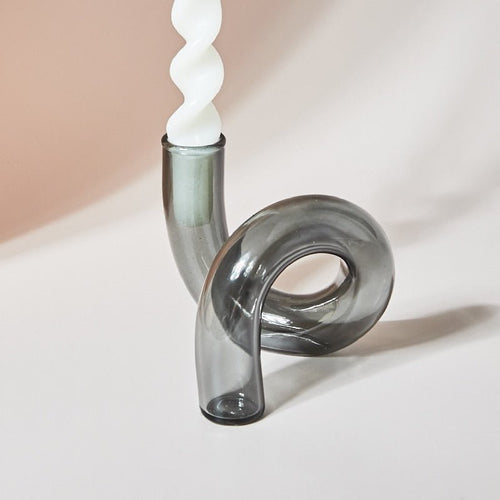 BowLift | Candle holder made of glass vase