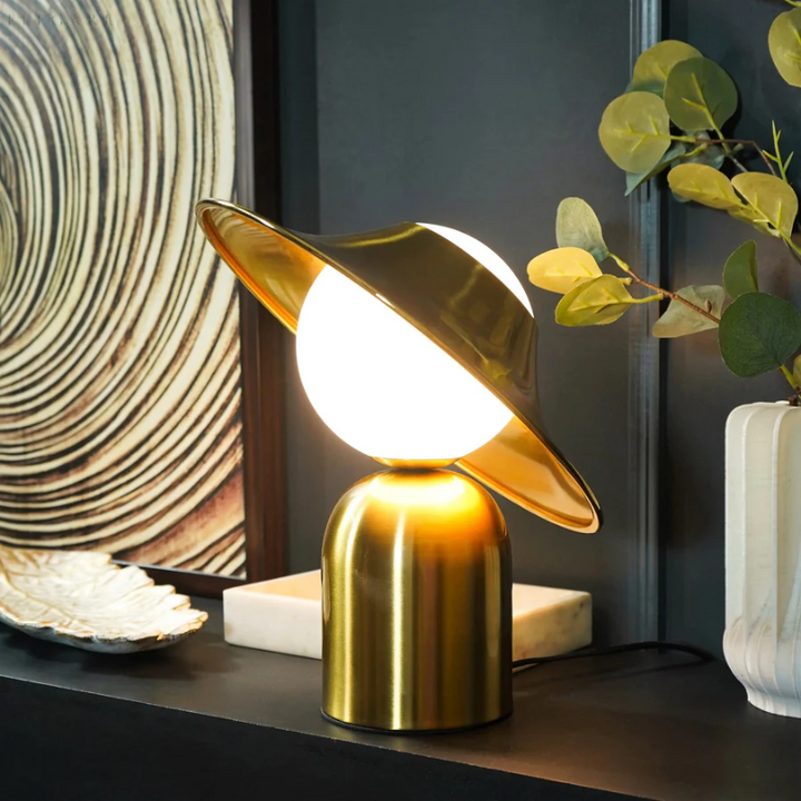 BowLift | GoldAura Metal Table Lamp - Luxurious Design