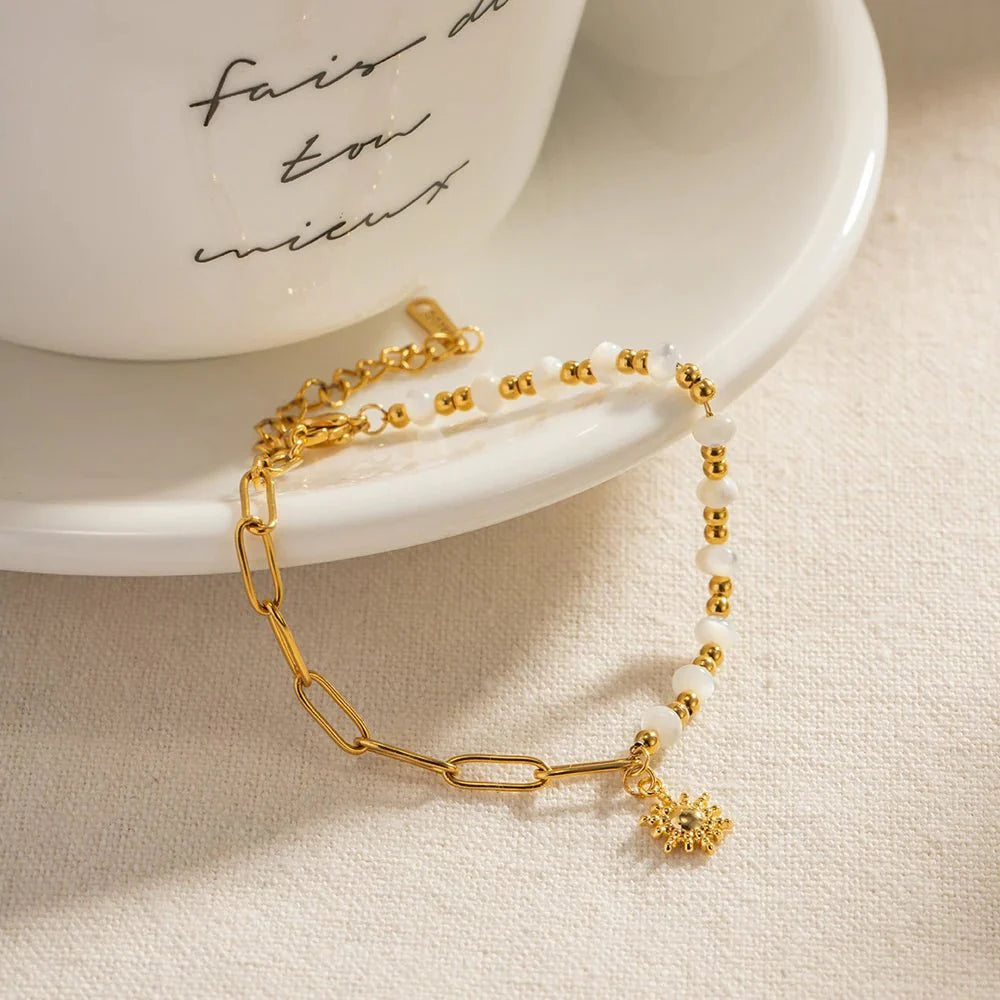 BowLift | Golden Paperclip Boho Sun Bracelet