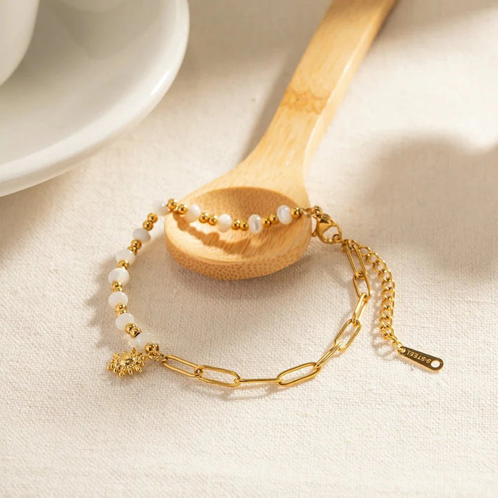 BowLift | Golden Paperclip Boho Sun Bracelet