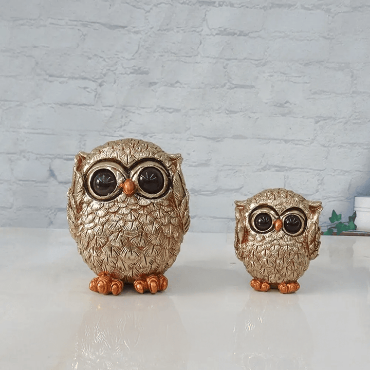 BowLift | Gold Eagle Owl Decorative Statue – Handcrafted Antique Gold Accent for Elegant Interiors
