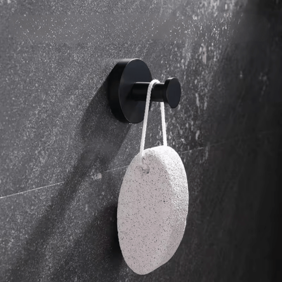 BowLift | GRIPLOCK – Reusable Vacuum Hooks for Space Optimization