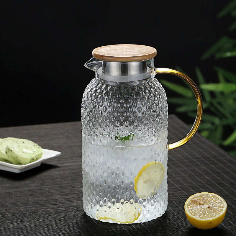 BowLift | Heat-Resistant Textured Glass Jug with Bamboo Lid – Elegant Serving Pitcher for Hot & Cold Drinks