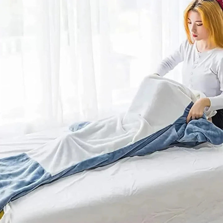BowLift | Cozy Shark Hooded Flannel Blanket