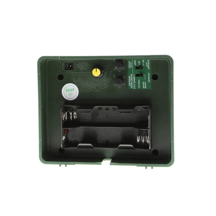 BowLift | Ultrasonic Bird Deterrent – Solar-Powered Outdoor Device for Woodpeckers