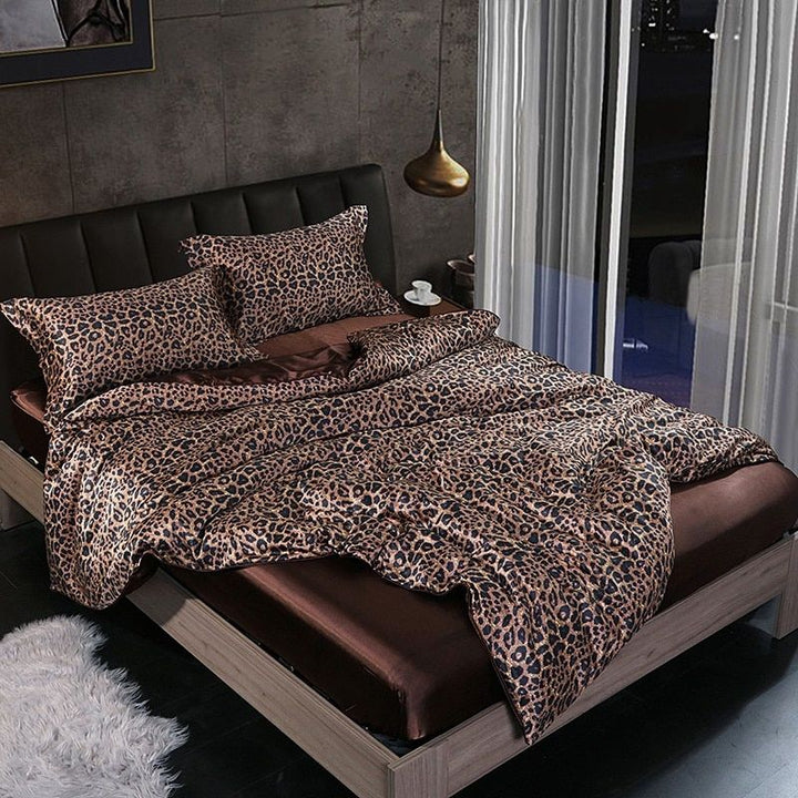 4-piece luxury set silk/satin bedding - 2x pillowcases and fitted sheet Bowlift