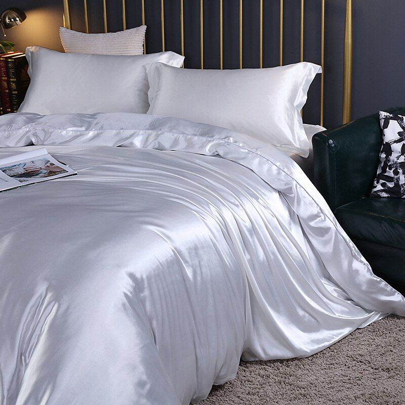BowLift | PureSatin - Deluxe Satin Bedding Set