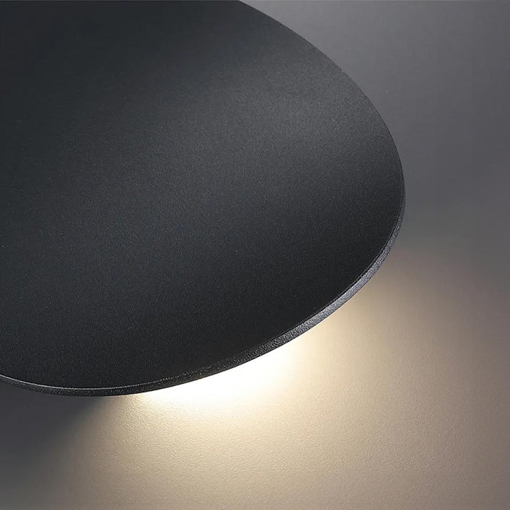 Elegant LED wall lamp – Stylish lighting for a warm atmosphere | Bowlift