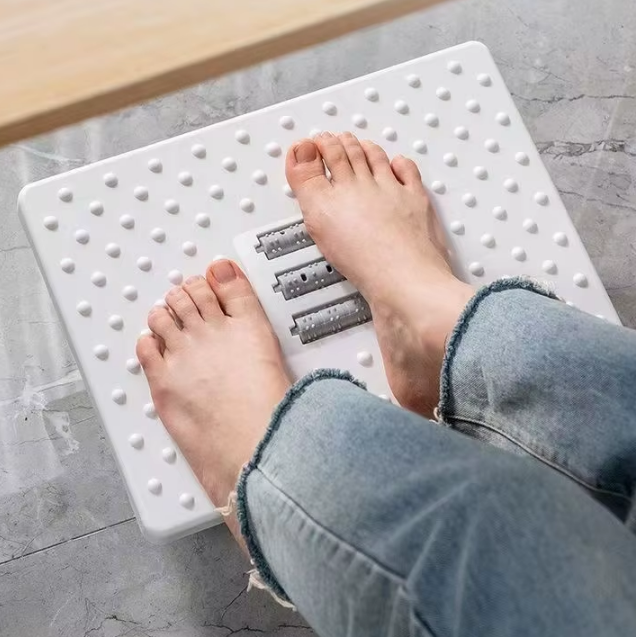 BowLift | Ergonomic Footrest Massage Rollers