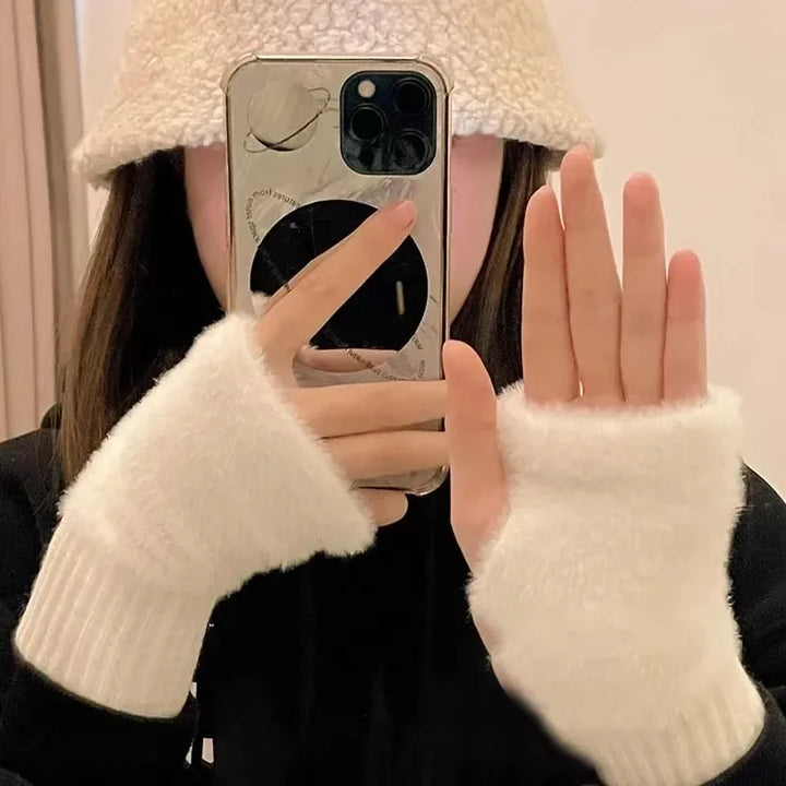 Unisex Fleece Fingerless Gloves – Warm, Soft and Functional | Bowlift