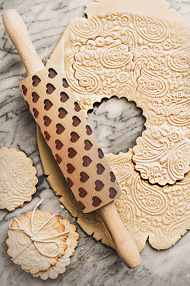 Embossed Holiday Rolling Pins | Bowlift