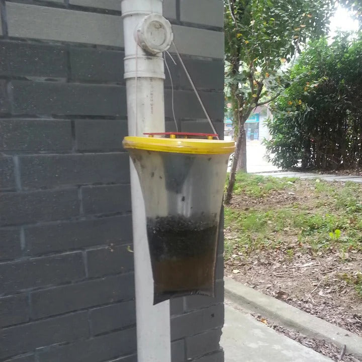 BowLift | Eco-Friendly Disposable Fly Trap Outdoor Bag