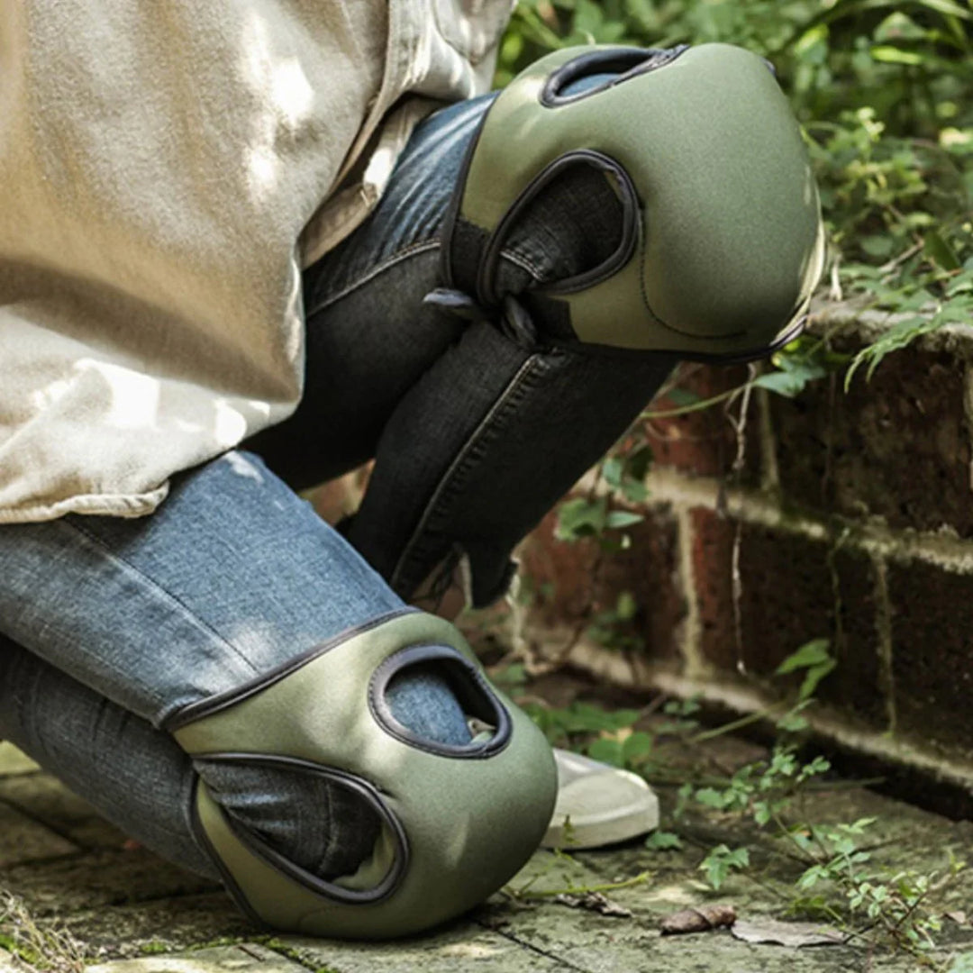 BowLift | Ergonomic knee pads for gardening with extra padding for maximum comfort