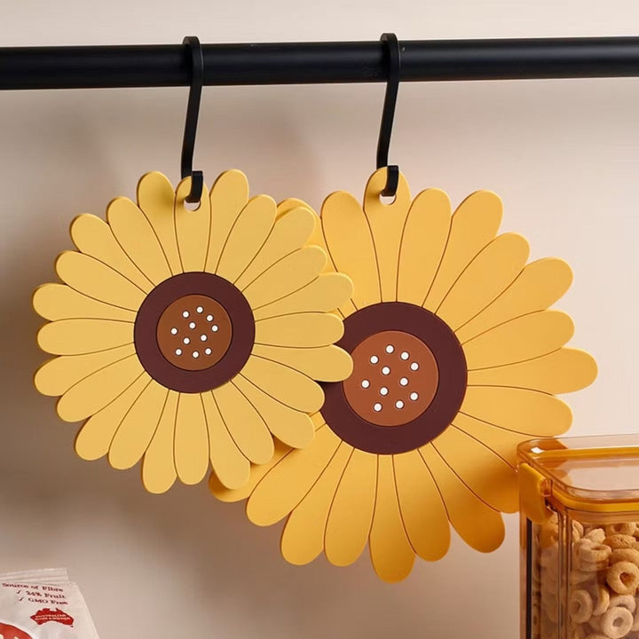 BowLift | PVC Heat Resistant Sunflower Table Mat