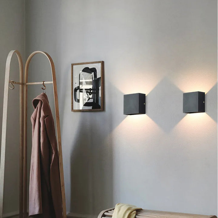 BowLift | Wall Light Modern Black Aluminium LED Sconce