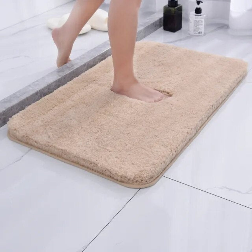 BowLift | Plush Grey Microfiber Bathroom Floor Mat