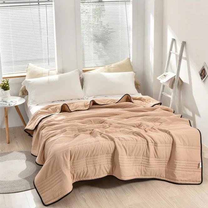 BowLift | KoudeKalm – Lightweight Cool Comforter for Hot Sleepers | Soft & Breathable