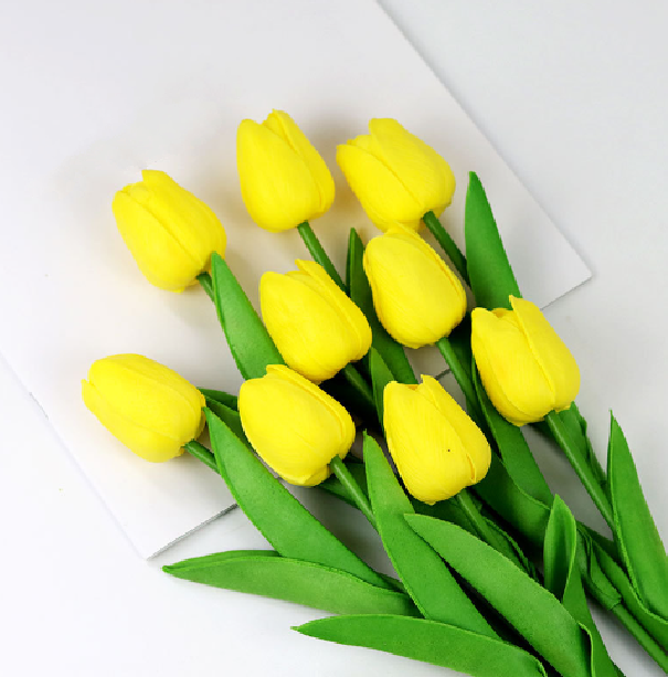 BowLift | Life-like Tulip Bouquets for Every Occasion - Alyssa