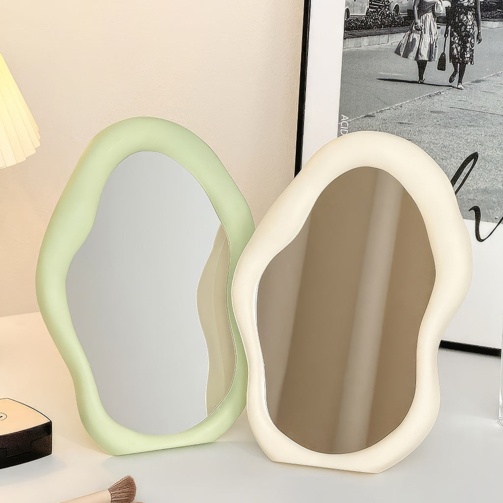 BowLift | Irregular Blob Makeup Mirror