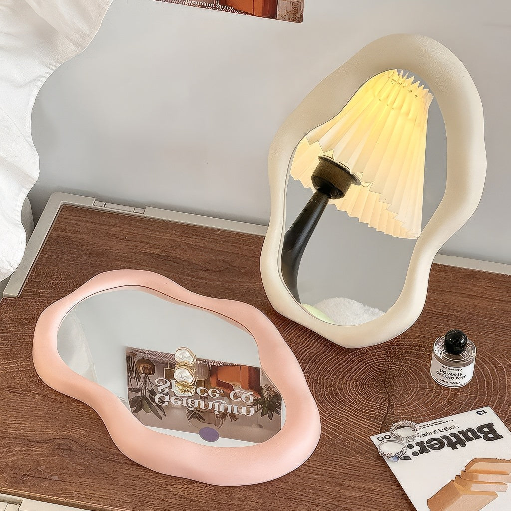 BowLift | Irregular Blob Makeup Mirror