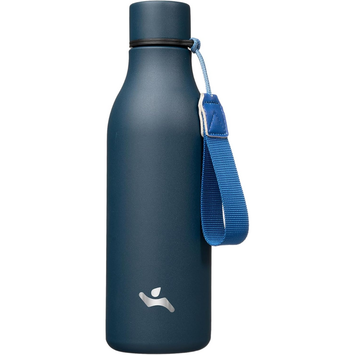 BowLift | Isolated stainless steel water bottle with strap