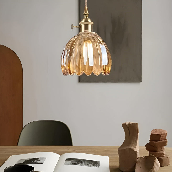 Pendant light with flower glass – Japanese design for cozy rooms | Bowlift