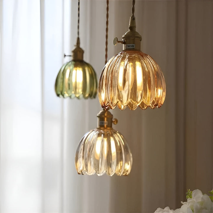 Pendant light with flower glass – Japanese design for cozy rooms | Bowlift