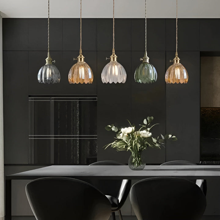 Pendant light with flower glass – Japanese design for cozy rooms | Bowlift