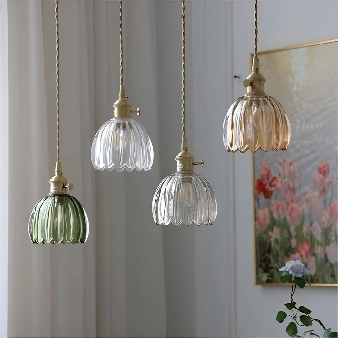 Pendant light with flower glass – Japanese design for cozy rooms | Bowlift