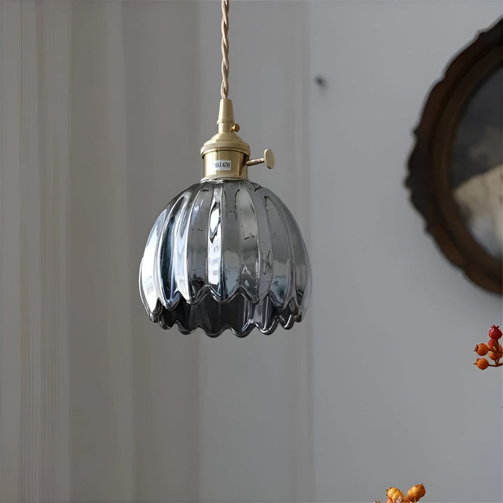 Pendant light with flower glass – Japanese design for cozy rooms | Bowlift