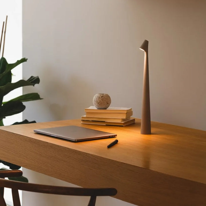 BowLift | Sculpting Table Lamp Wireless LED Lamp Solid Aluminium 10000mAh Battery 3-Level Dimming CRI 90 USB-C Charging Port Warm White 2700K
