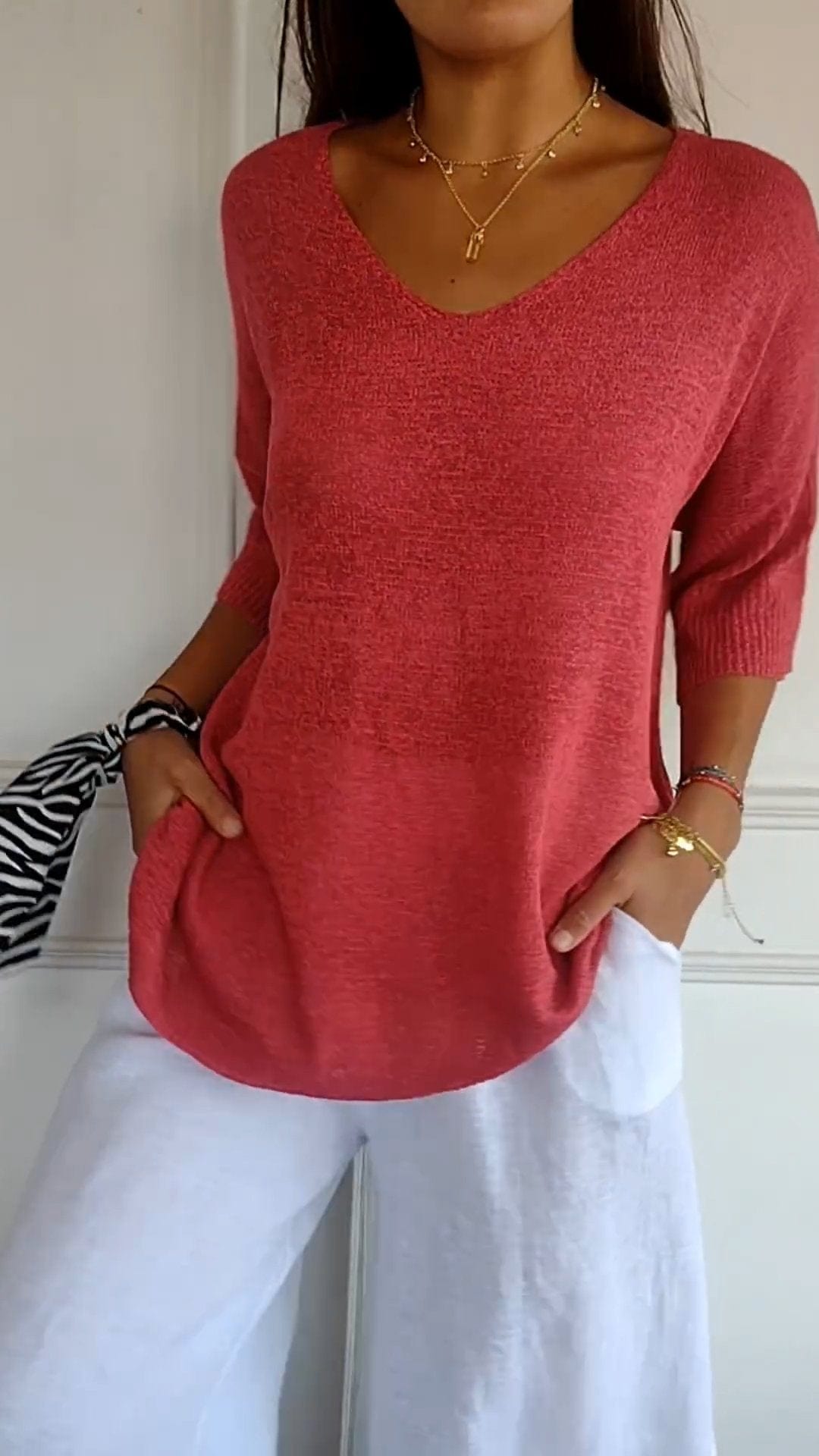BowLift | Smoothly knitted Sanbergs with V-neck