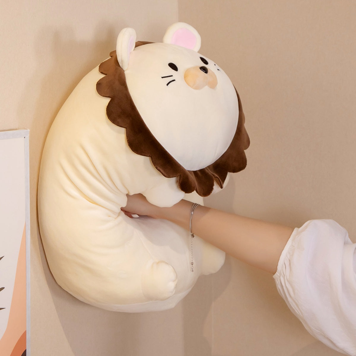 BowLift | Hank The Kawaii Lion Plushie