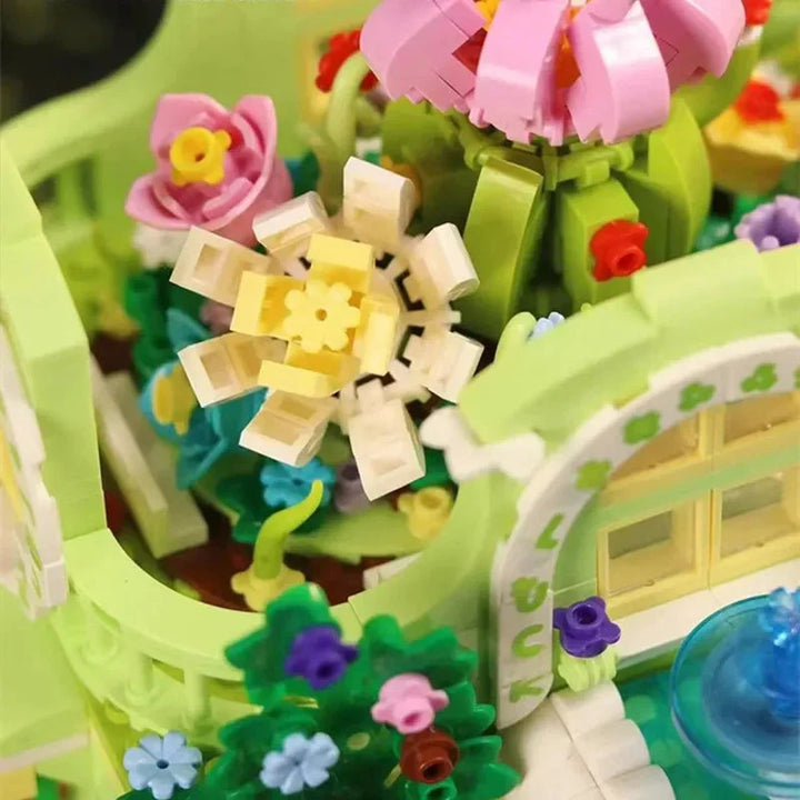 BowLift | Royal Botanic Garden LED Moonie Polar Bear Building Set