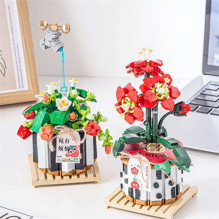 BowLift | Strawberry Pot & Red Flower Micro Building Blocks
