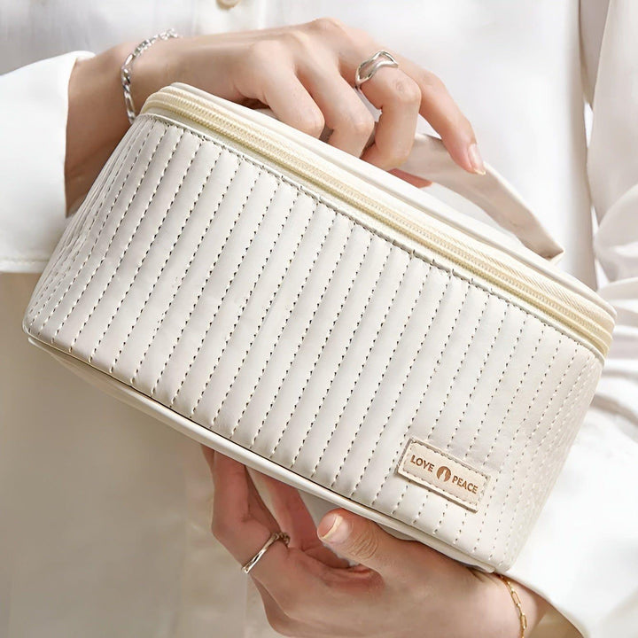 BowLift | Velaviva Cosmetic Bag Travel | Elegant & Water-Resistant | PU Leather | Plenty of Space & Protection for Your Beauty Essentials