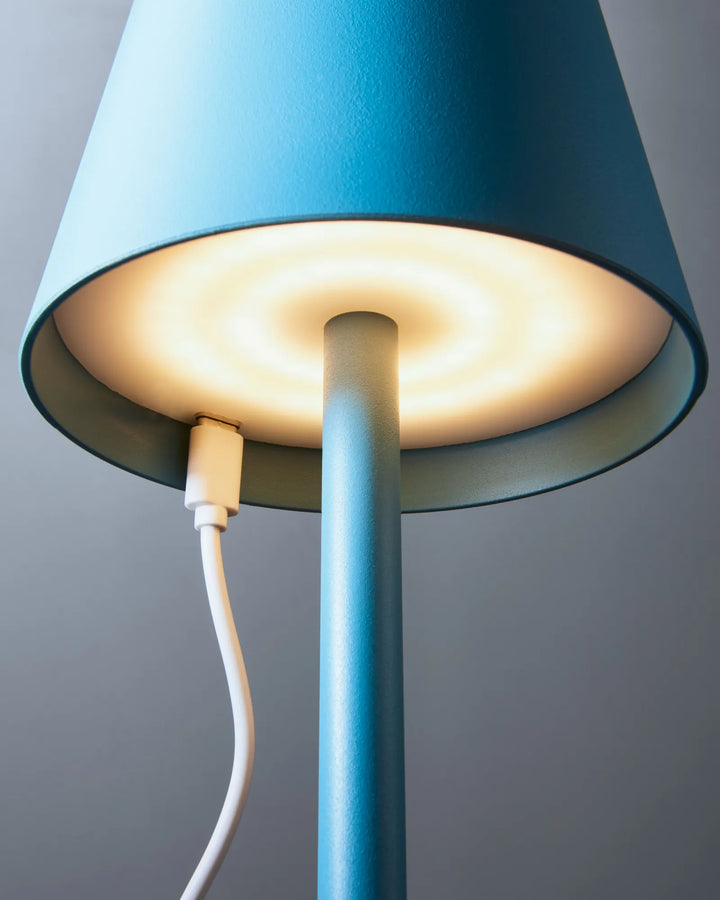 BowLift | LED Table Lamp – Wireless, Touch Control & Dimmable Light