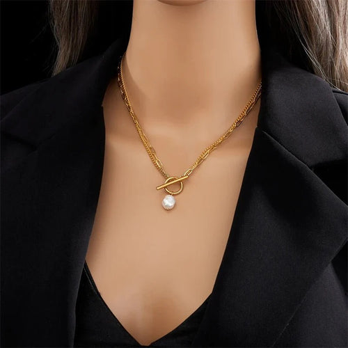 BowLift | Layered Pearl Circle Clasp Necklace