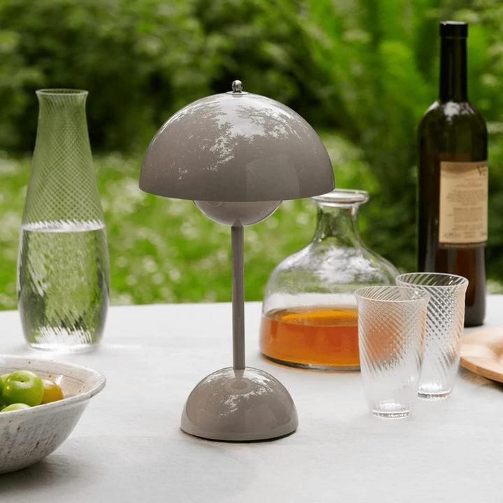 BowLift | LED Table Lamp - MoonGlow